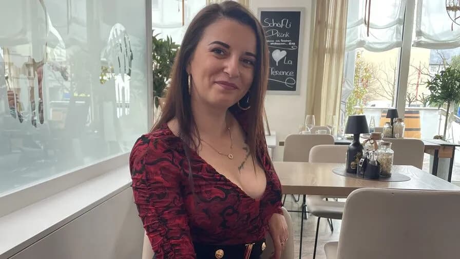 LoreleyFlame - asian cam model